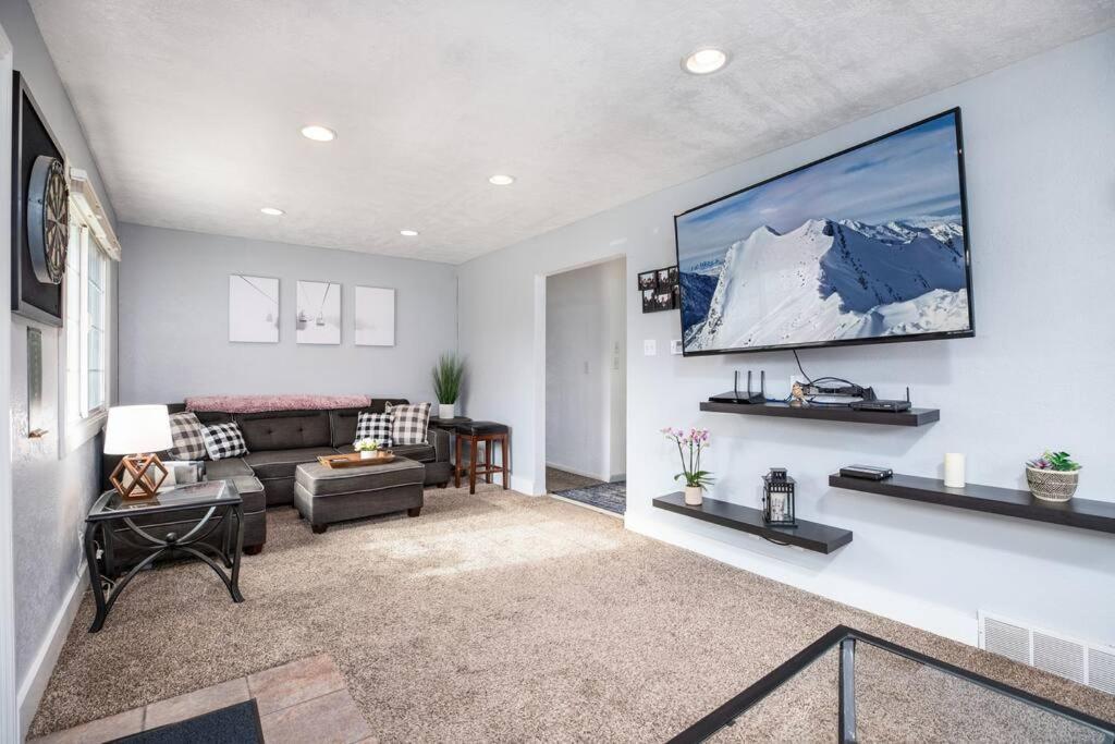 Pet Friendly Millcreek Home Close To Downtown/Mtns Salt Lake City Exterior photo